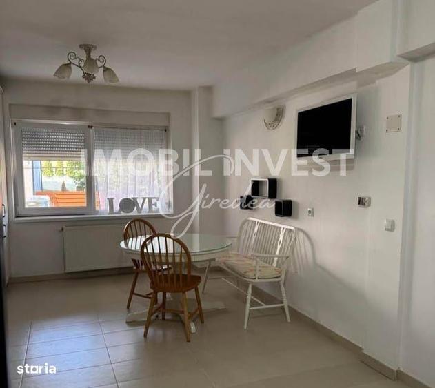 Apartament cu 2 camere, mobilat în Central