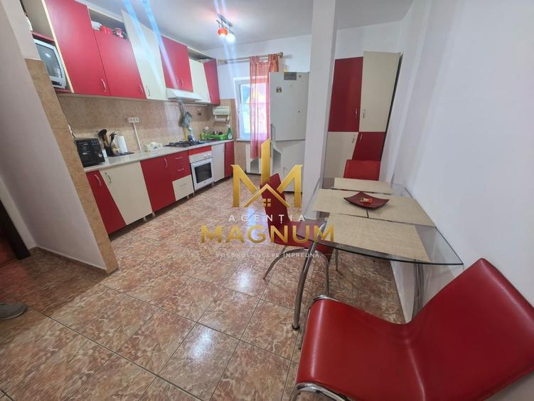 Apartament cu 3 camere semidecomandat, mobilat în Gării