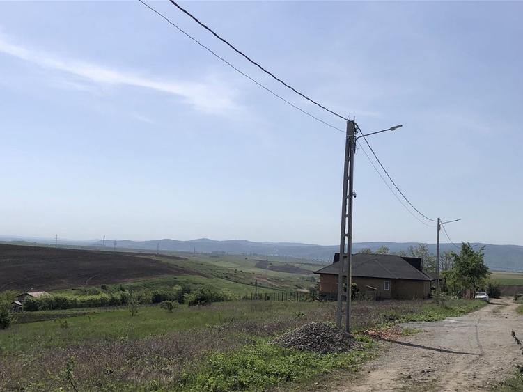 Spațiu comercial, în Aroneanu