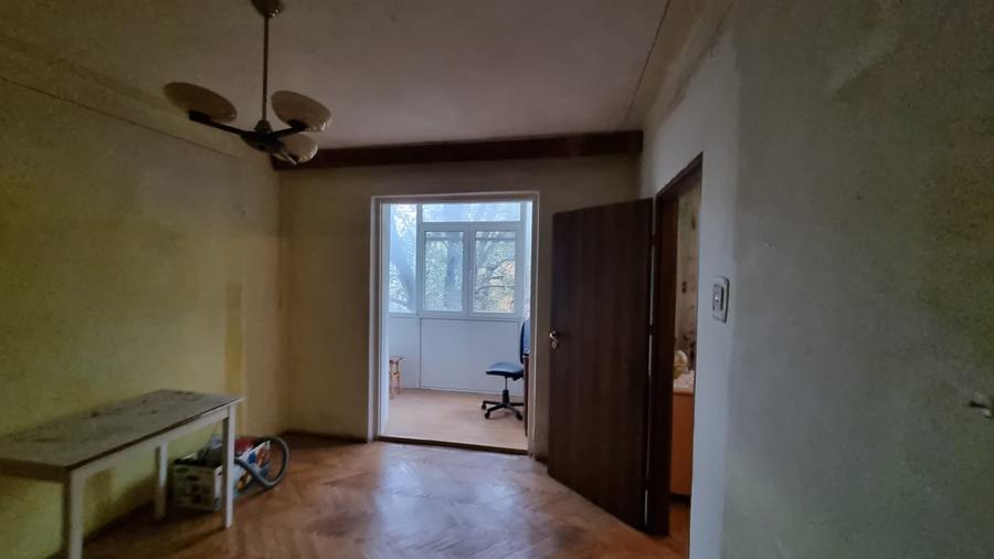 Apartament cu 2 camere nedecomandat în Tudor Vladimirescu