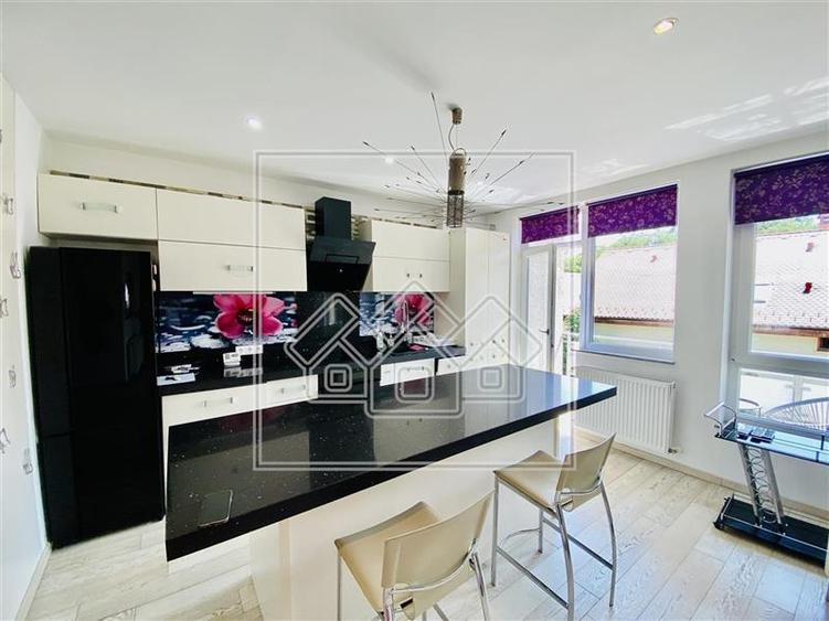 Apartament cu 3 camere decomandat în Arhitecților - Calea Cisnădiei