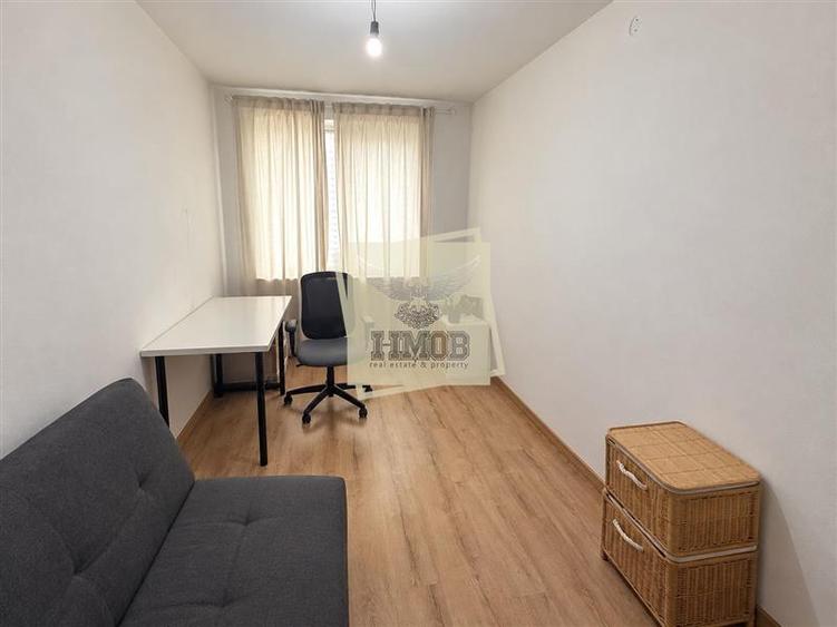 Apartament cu 3 camere decomandat, mobilat în Central