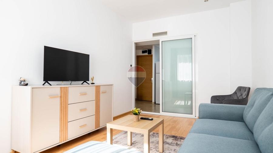 Apartament cu 2 camere decomandat, mobilat în Văcăresti