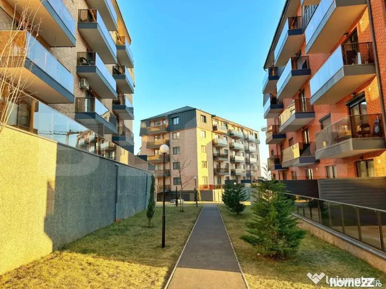 Apartament cu 2 camere semidecomandat în Chinteni