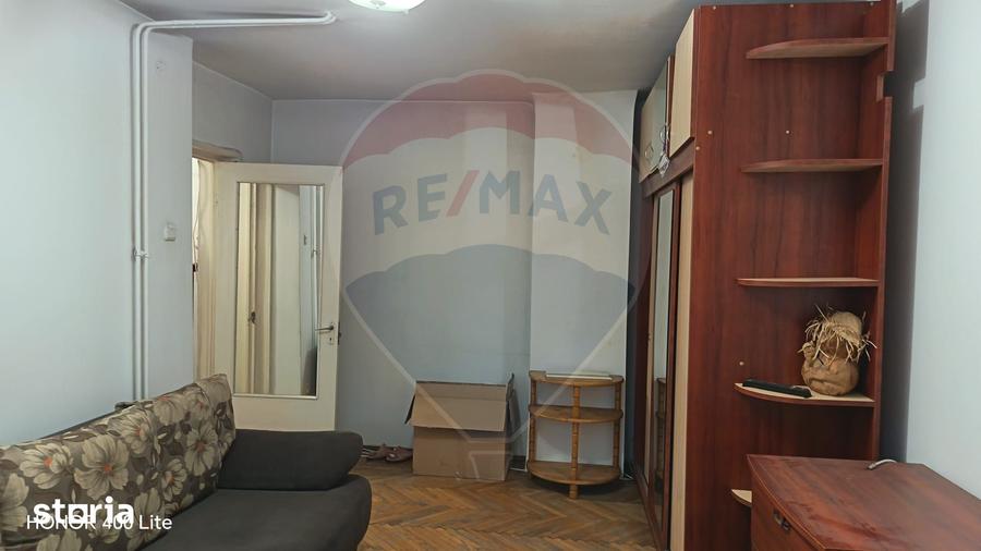 Garsonieră, mobilată în Malu Roșu