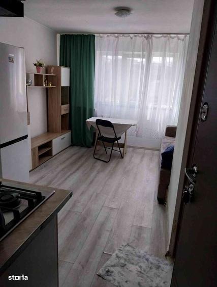 Garsonieră în Podu Roș