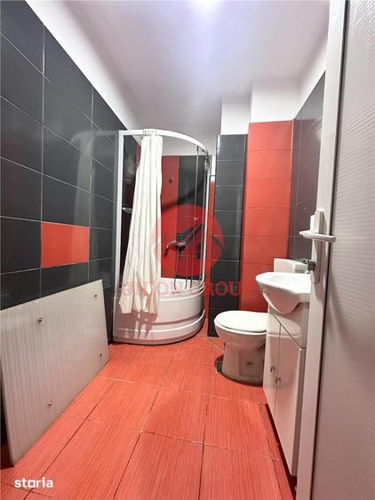 Spațiu comercial, de 450 mp, în Nord