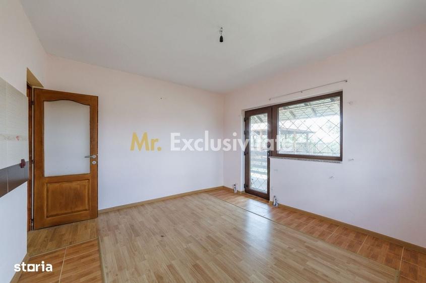 Casă cu 4 camere în Central