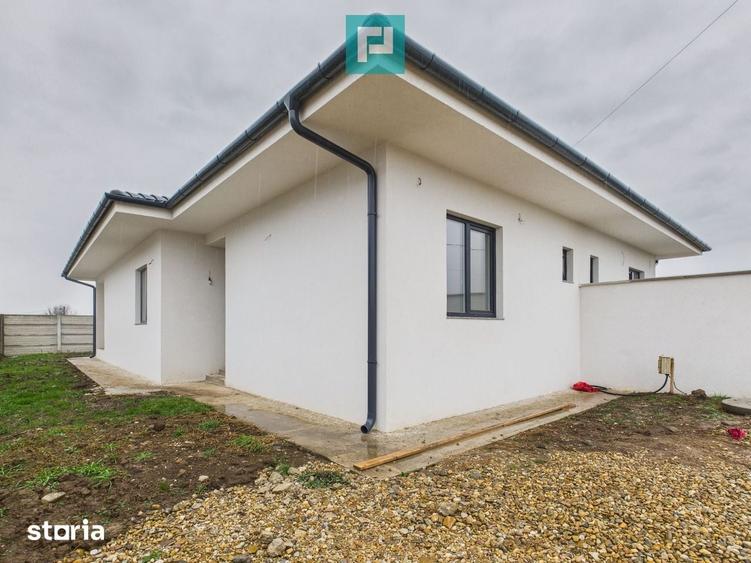Casă cu 3 camere cu Teren 250 Mp în Tokai
