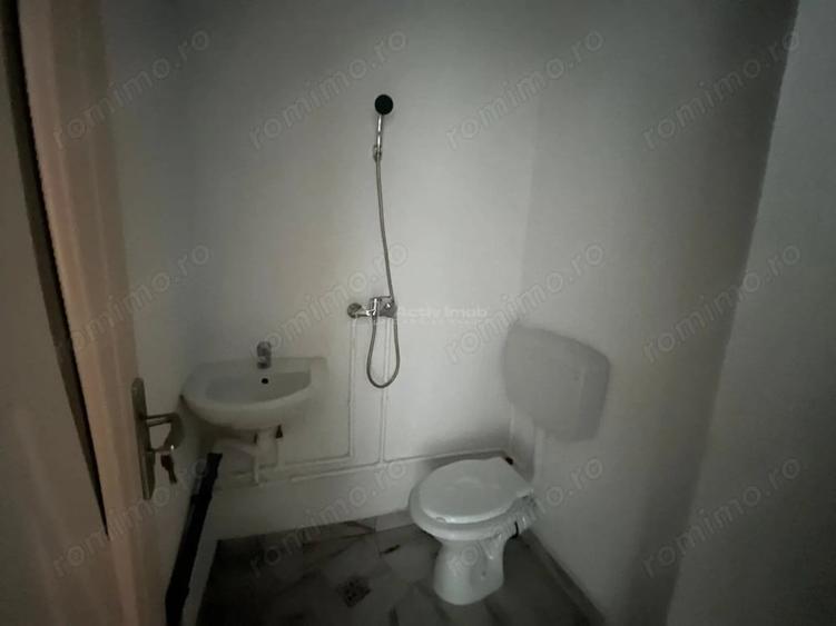 Garsonieră decomandată în Periferie