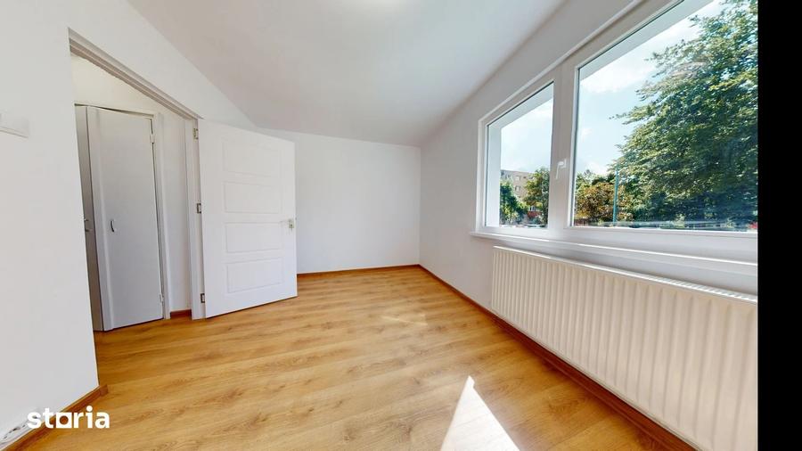 Apartament cu 2 camere semidecomandat în Centrul Civic