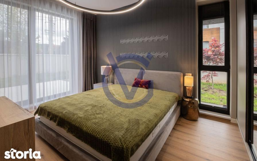 Apartament cu 4 camere, mobilat în Sud