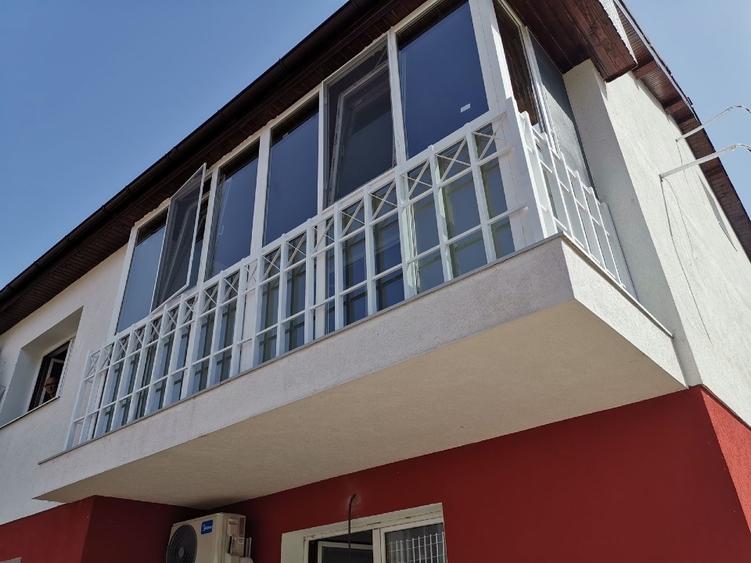 Duplex cu 5 camere cu Canalizare în Central