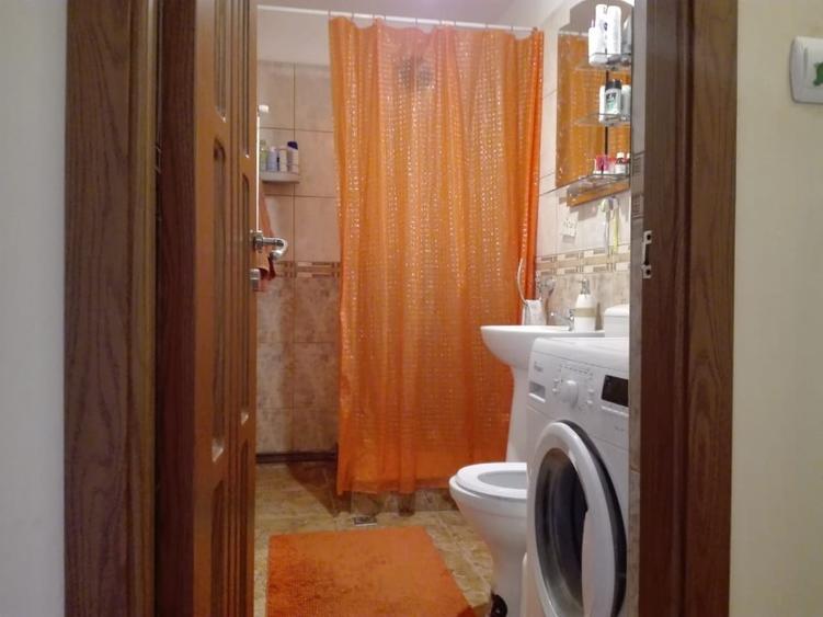Vand apartament mansarda 2 camere - 12