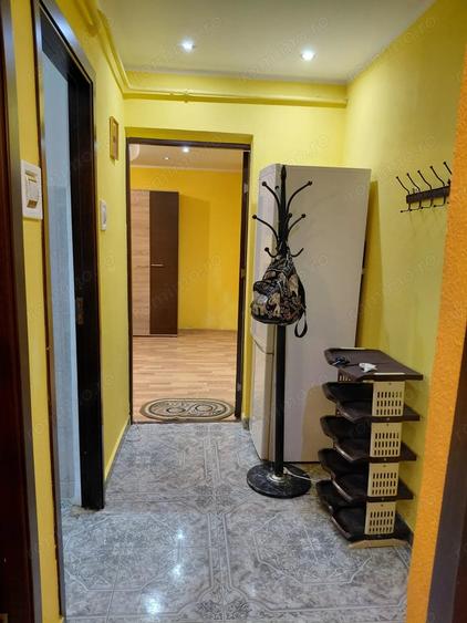 Garsonieră decomandată în Micro 21