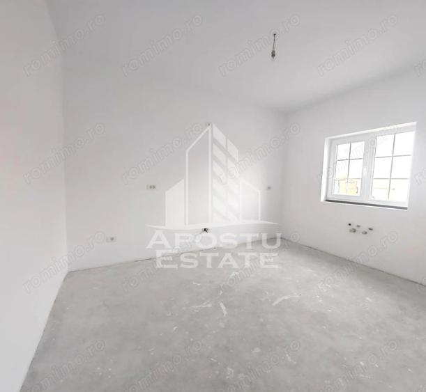 Casă cu 4 camere cu Teren 400 Mp în Șag