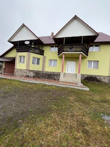 Casă cu 4 camere în Tisieu