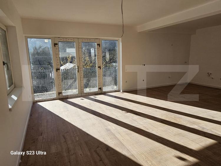Duplex cu 4 camere cu Teren 275 Mp în Florești