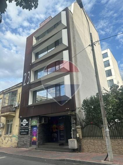 Spațiu comercial, de 56 mp, în Unirii