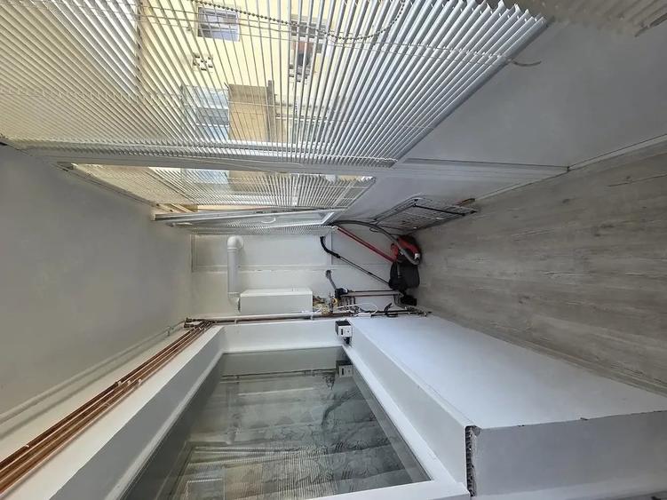 Apartament cu 2 camere semidecomandat în Girocului