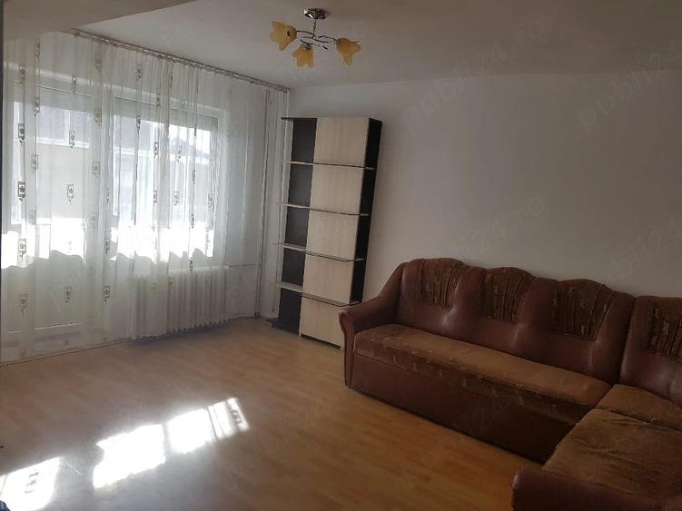 Apartament cu 2 camere decomandat în Dacia