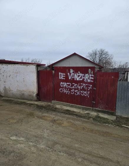 Casă cu 2 camere cu Teren 787 Mp în Central