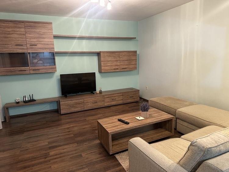 Apartament cu 2 camere decomandat în Turnișor