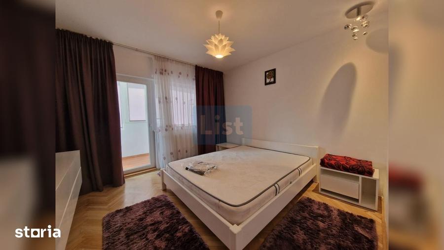 Apartament cu 3 camere decomandat în Zorilor