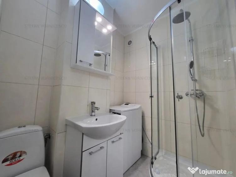 Apartament cu 2 camere decomandat în Hala Centrală