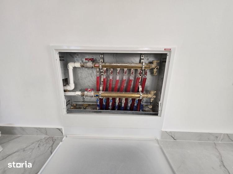 Casă cu 3 camere cu Teren 250 Mp în Central