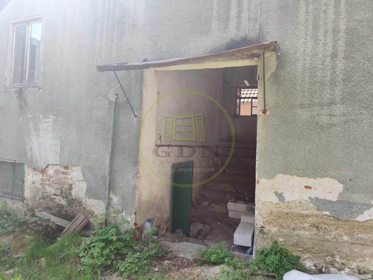 Casă individuală cu 3 camere cu Canalizare în Șeica Mică