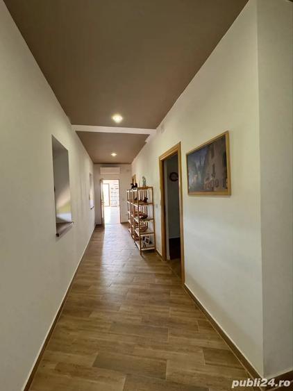 Casă cu 3 camere cu Teren 2400 Mp în Vulcan