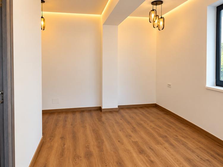 Casă cu 4 camere cu Canalizare în Drumul Taberei