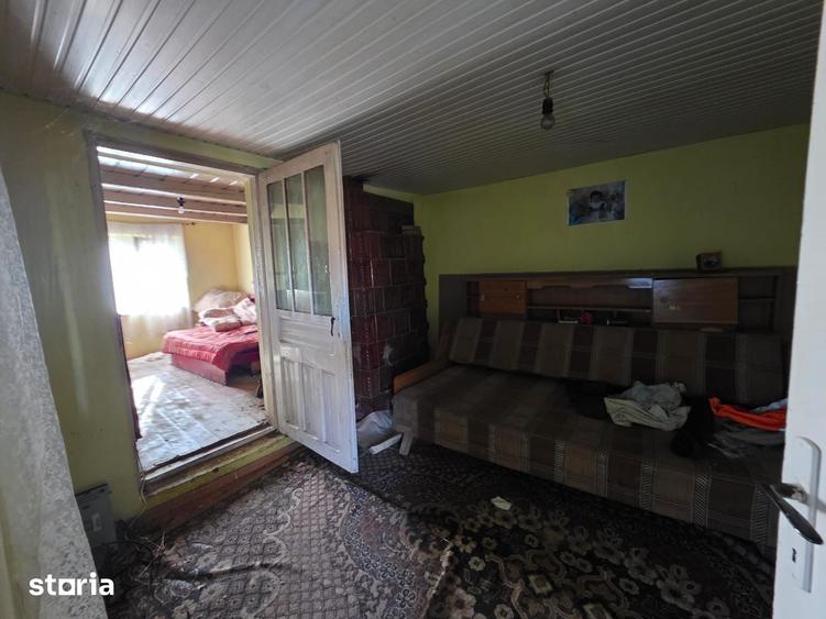 Casă cu 2 camere cu Teren 580 Mp în Central