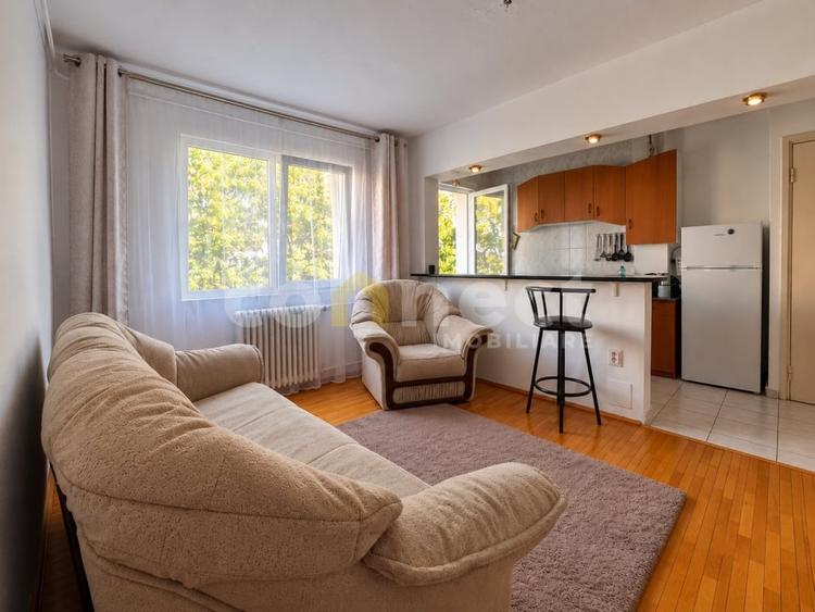 Apartament cu 2 camere semidecomandat, mobilat în Mănăștur