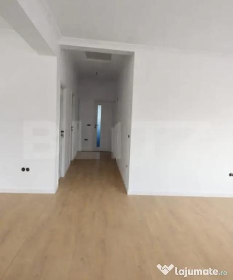 Casă cu 4 camere cu Teren 530 Mp în Central