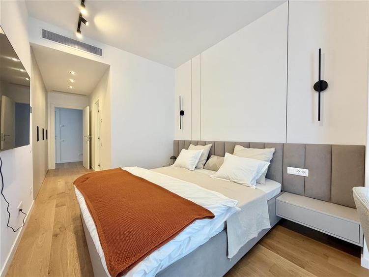 Apartament cu 3 camere decomandat, mobilat în Floreasca