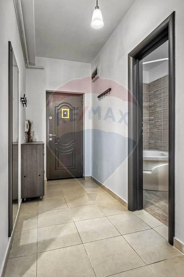 Apartament cu 2 camere decomandat în Jiului