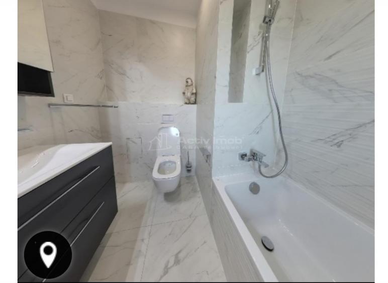 Casă cu 5 camere cu Teren 500 Mp în Central