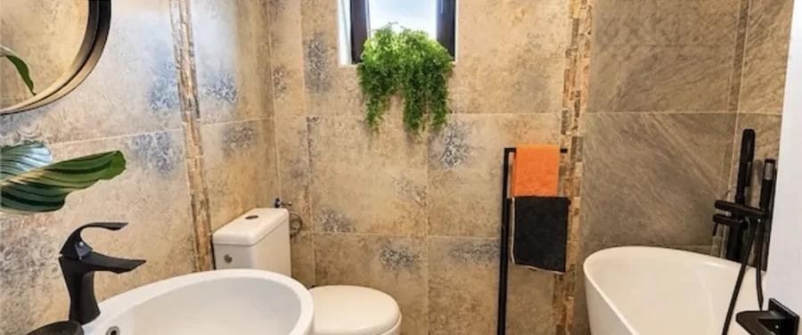 Casă individuală cu 4 camere cu Canalizare în Tărlungeni