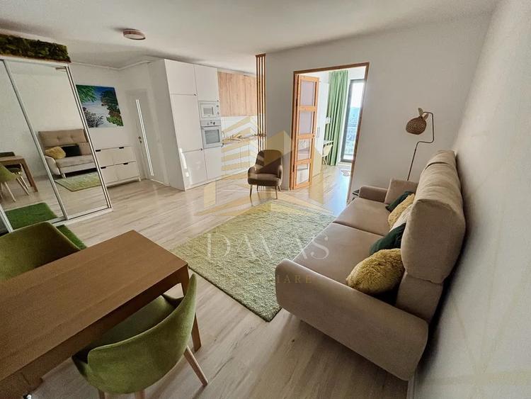 Apartament cu 3 camere decomandat, mobilat în Zorilor