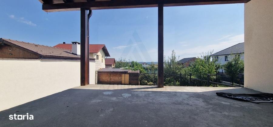 Casă cu 4 camere în Central