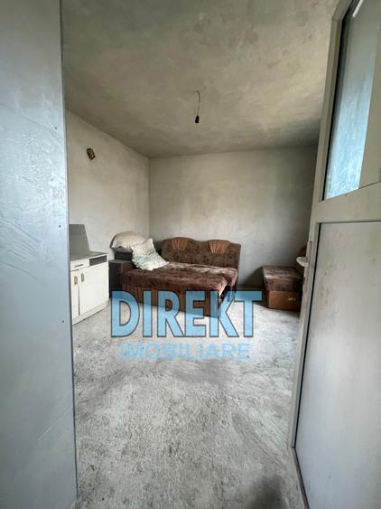 Casă cu 3 camere cu Teren 708 Mp în Cetății