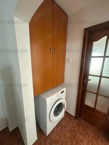 Apartament cu 2 camere decomandat în Girocului