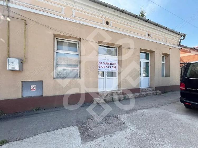 Casă cu 2 camere cu Teren 306 Mp în Central