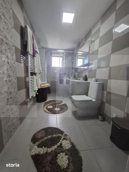 Spațiu comercial, de 240 mp, în Central