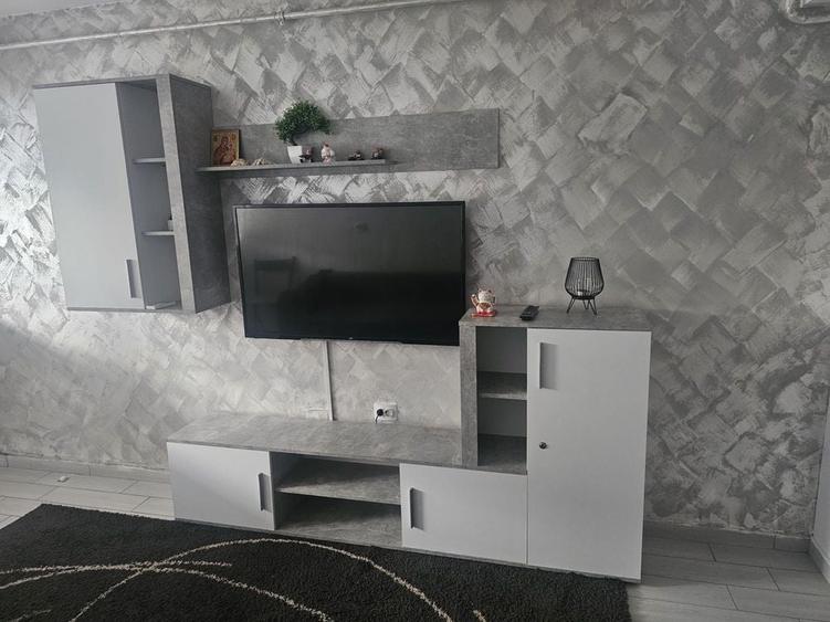 Apartament cu 2 camere decomandat în Brazda lui Novac
