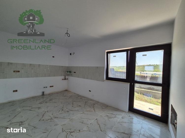 Casă cu 3 camere cu Teren 250 Mp în Miroslava