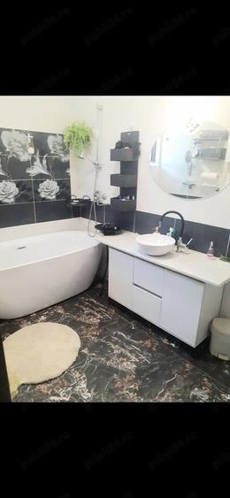 Casă cu 4 camere cu Teren 700 Mp în Moșnița Nouă