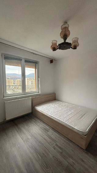 Apartament cu 2 camere decomandat în Astra